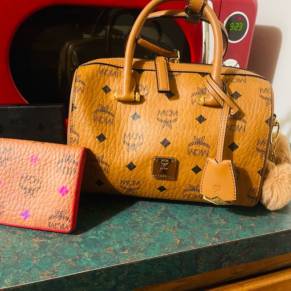Mcm satchel/crossbody with wallet